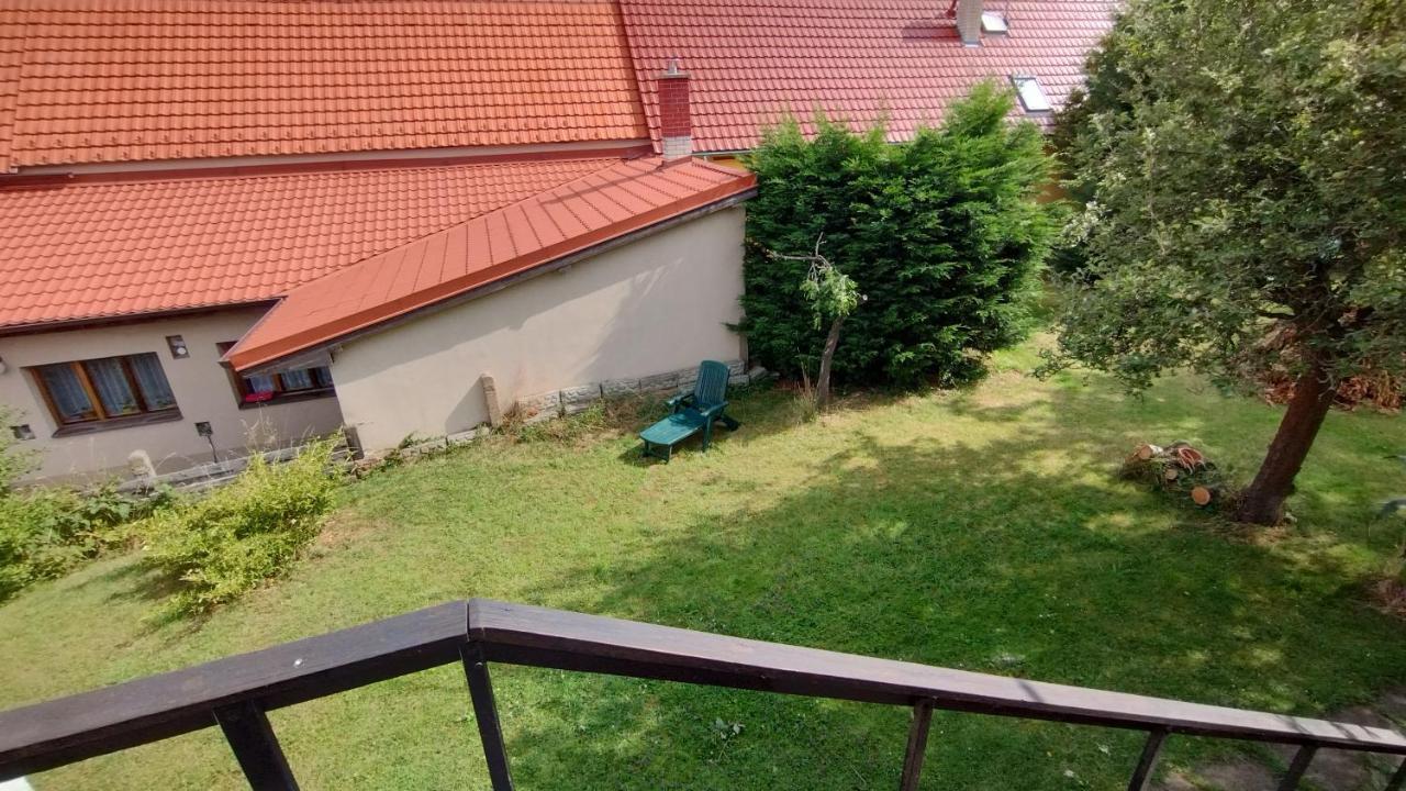 Prague Zbraslav Old Garden Apartamento Exterior foto